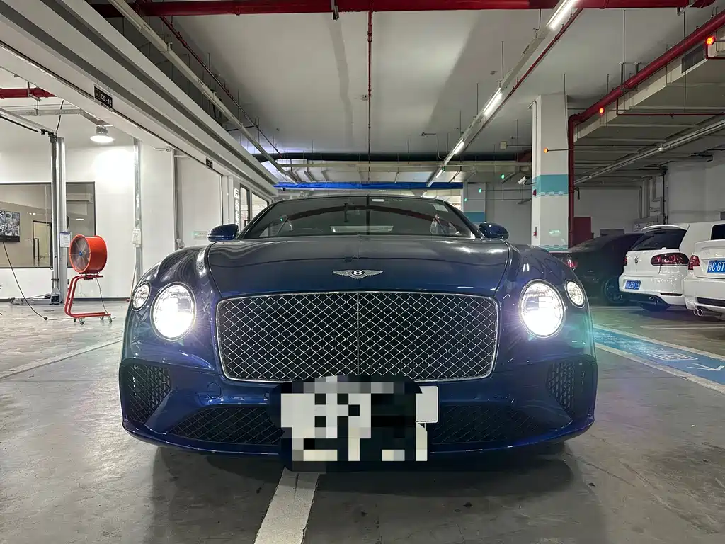 Bentley Continental 2018 — фото 2