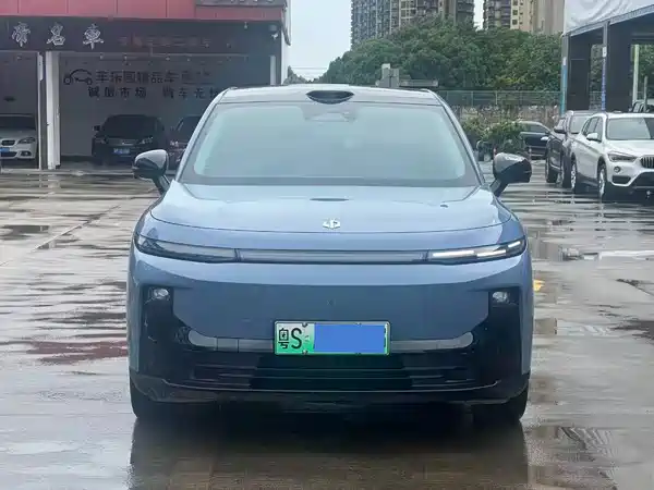 Leapmotor B10 2025