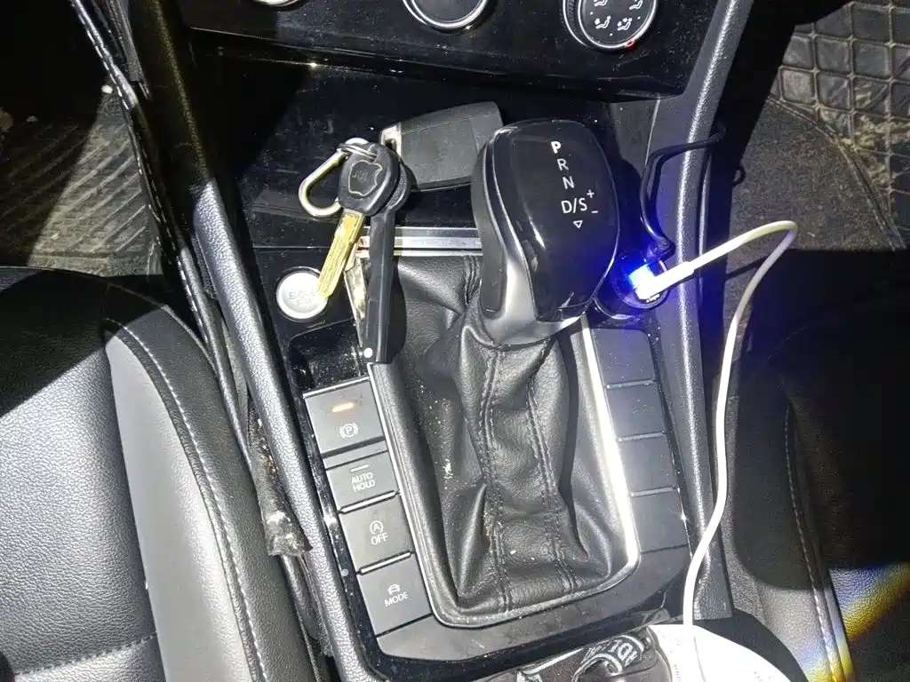 Volkswagen Sagitar 2021