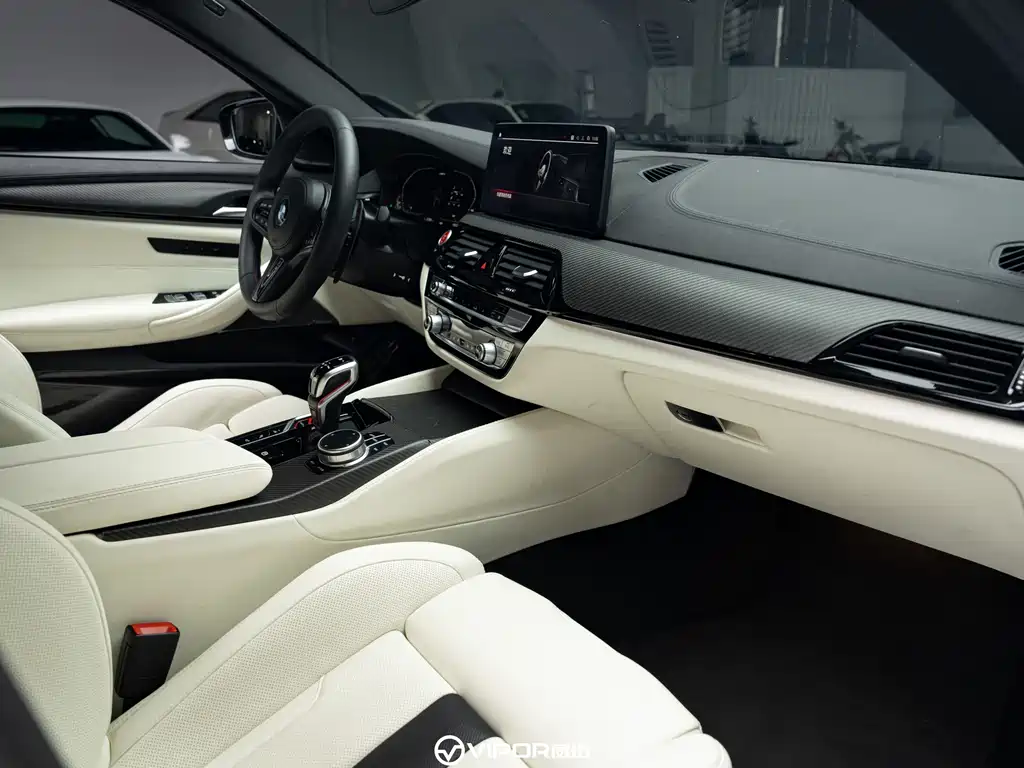 BMW M5 2021 — фото 10