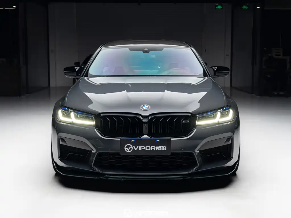 BMW M5 2021