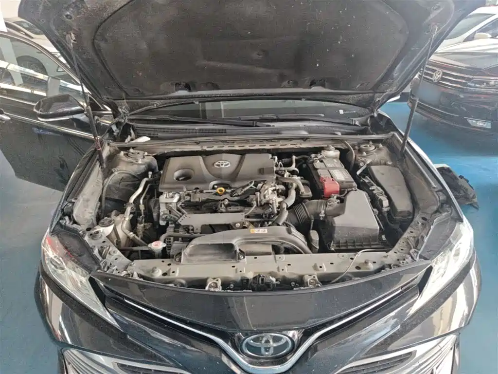 Toyota Camry 2020 — фото 20