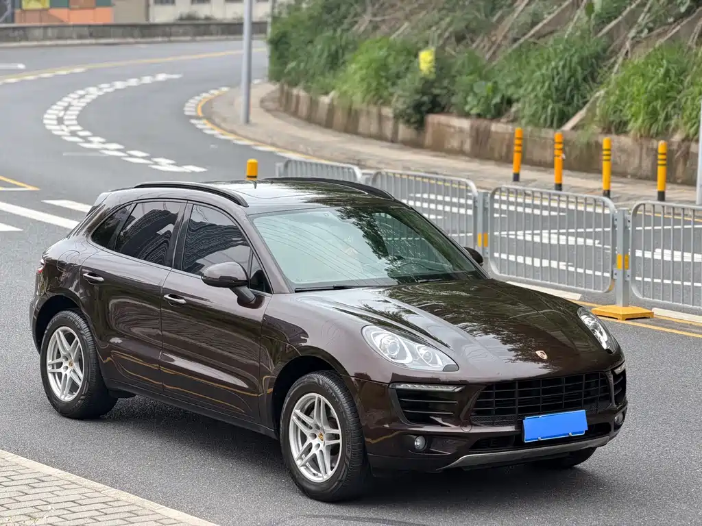 Porsche Macan 2018 — фото 3