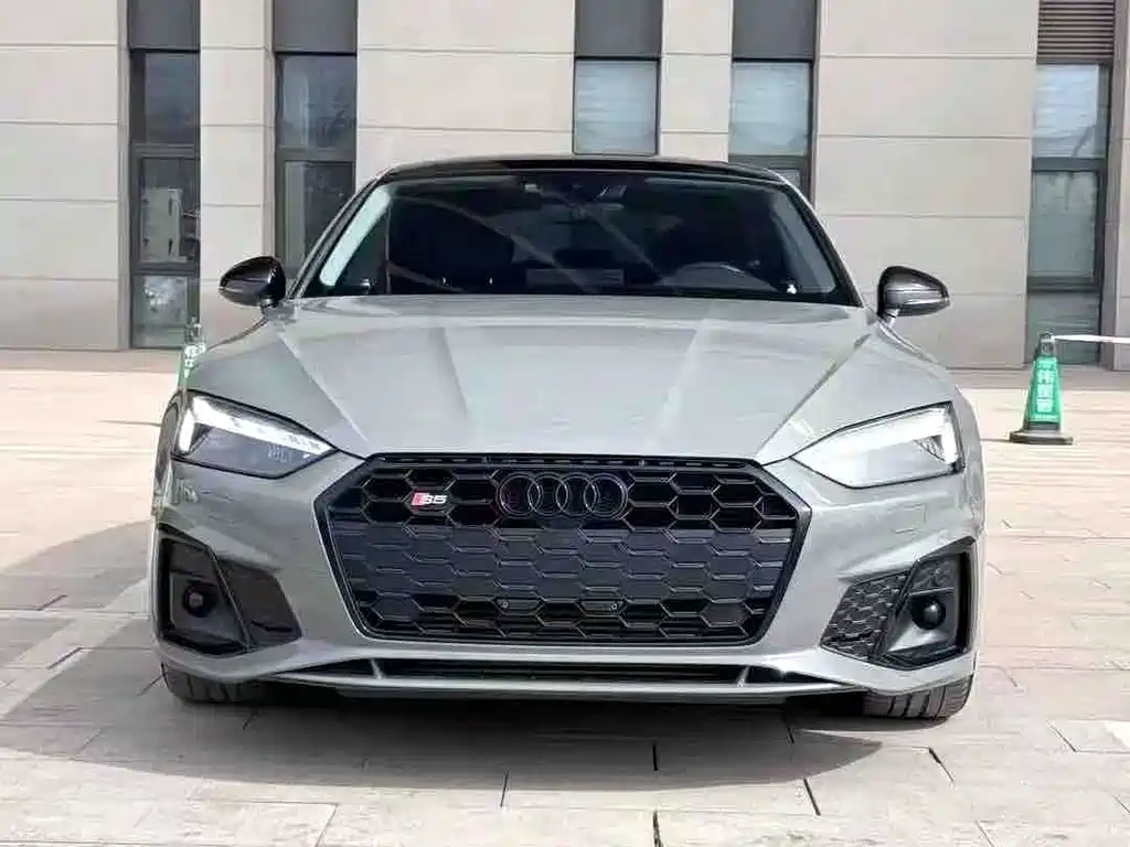 Audi A5 2022 — фото 2