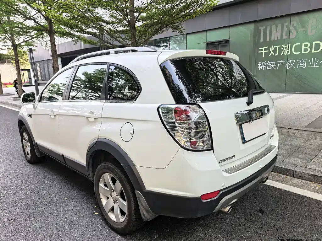 Chevrolet Captiva 2015 — фото 9