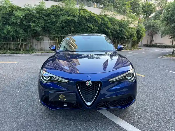 Alfa Romeo Stelvio 2019