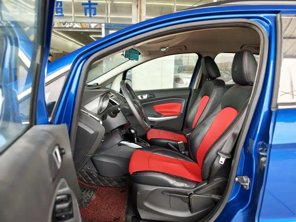 Ford Ecosport 2013 — фото 7
