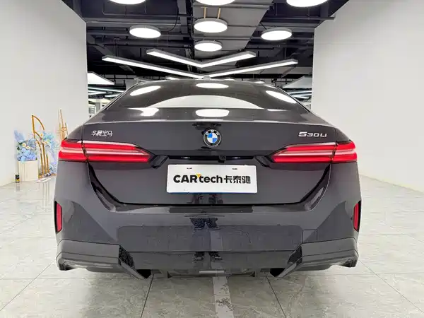 BMW 5 Series 2025