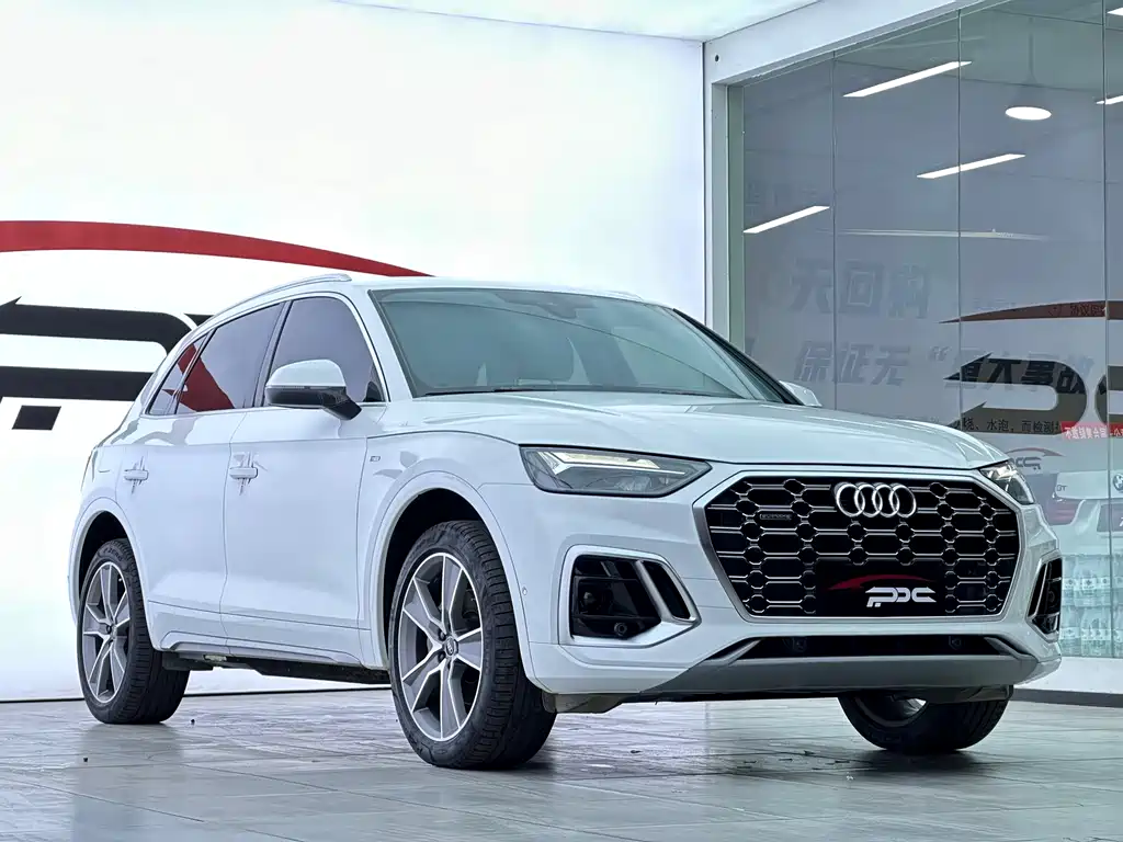 Audi Q5L 2022 — фото 4