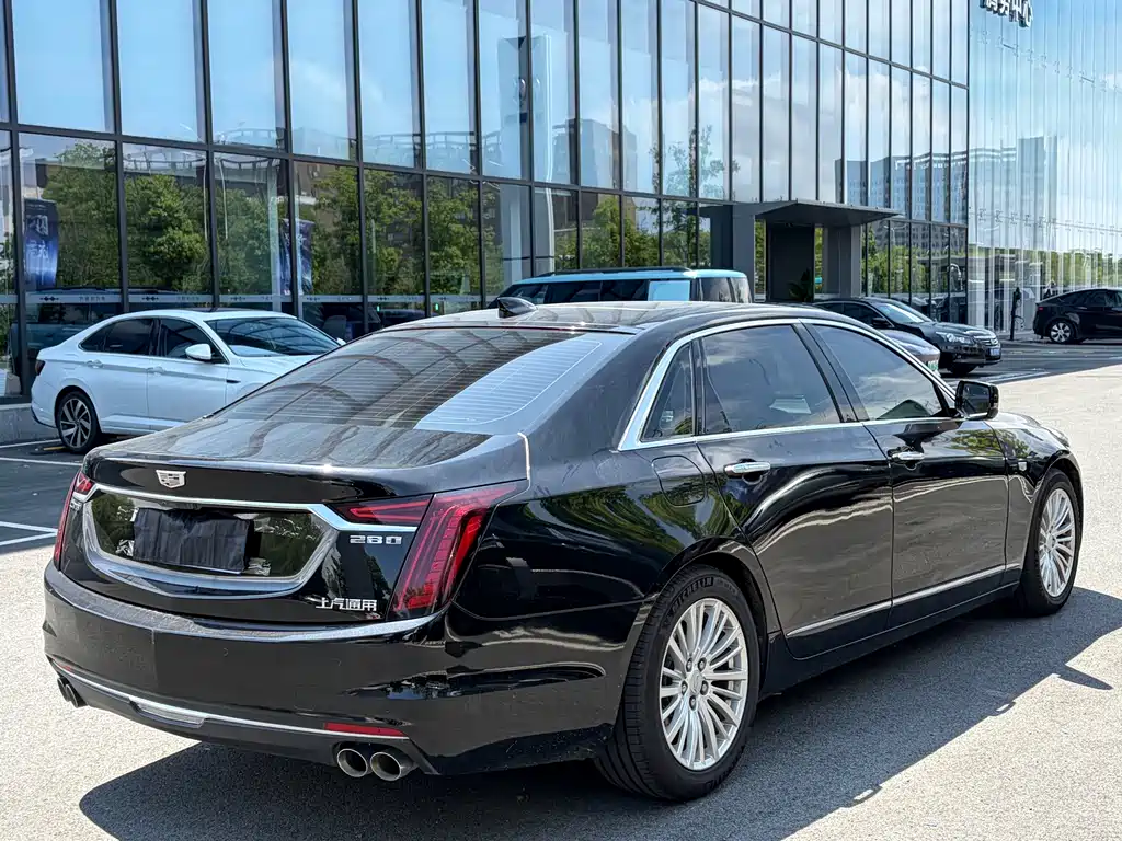 Cadillac CT6 2021 — фото 18