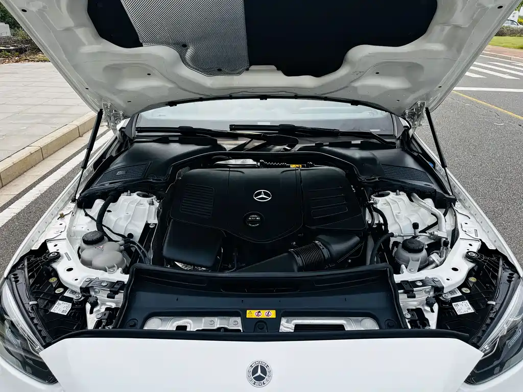 Mercedes-Benz C-Class 2023 — фото 13