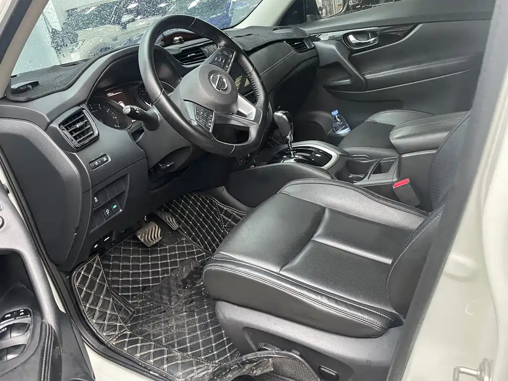 Nissan X-Trail 2020 — фото 10