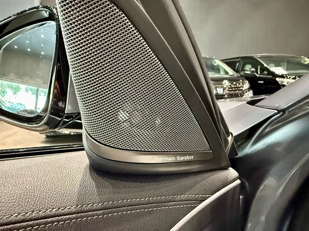 BMW 5 Series 2021