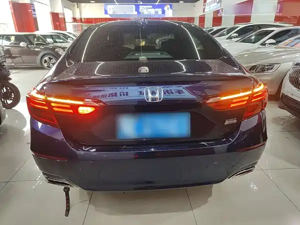 Honda Inspire 2020