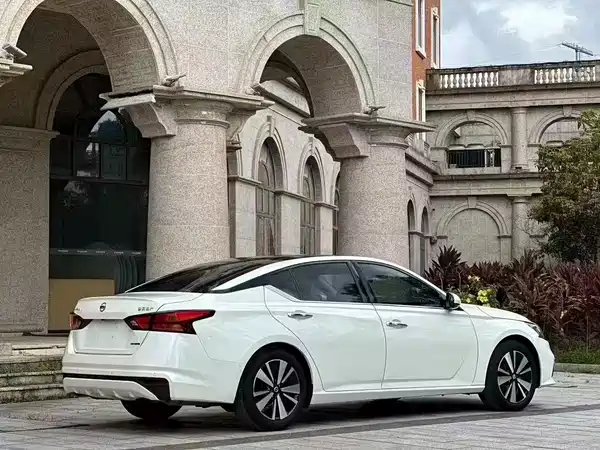 Nissan Teana 2021