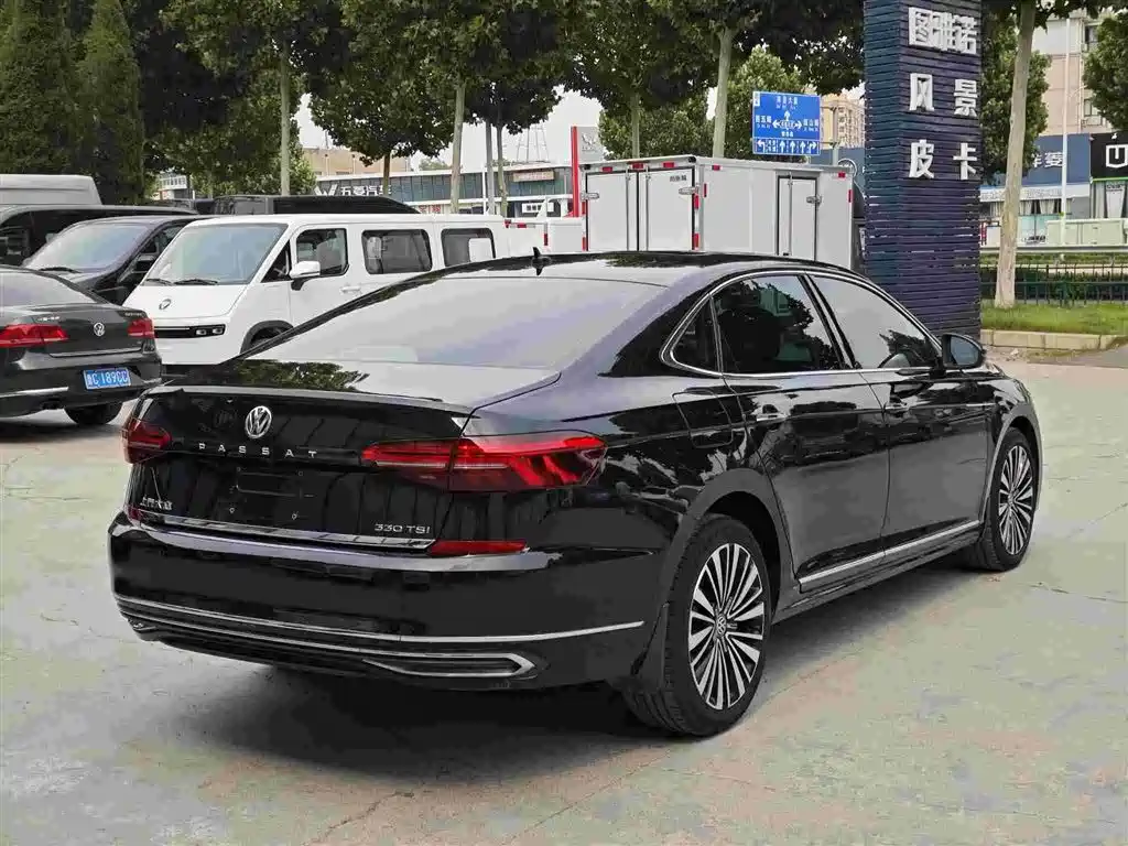 Volkswagen Passat 2019 — фото 5