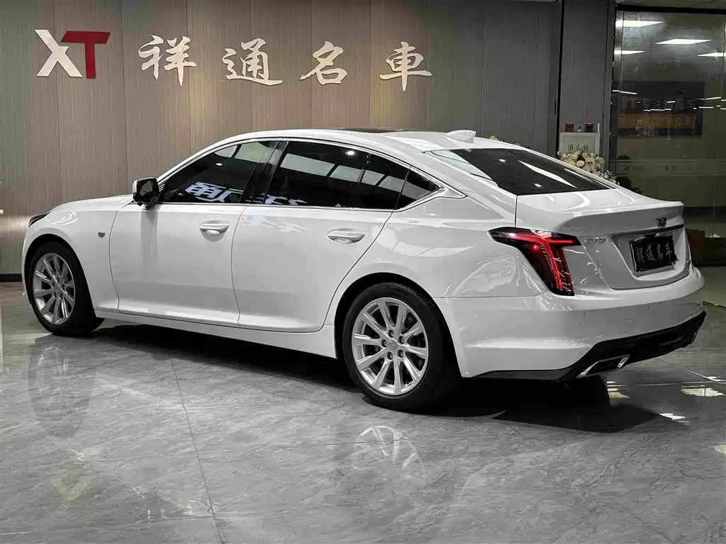 Cadillac CT5 2021 — фото 13