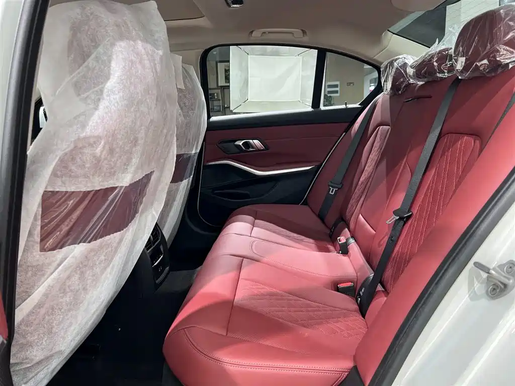 BMW 3 Series — фото 12