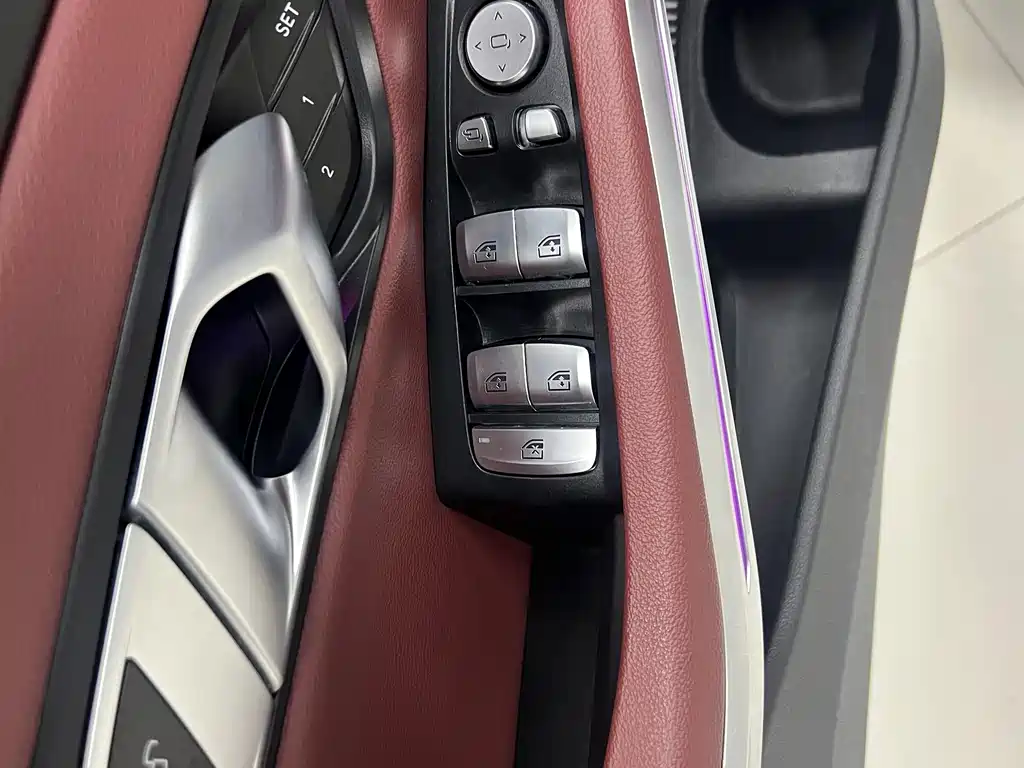 BMW 3 Series 2023 — фото 13