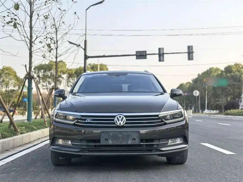 Volkswagen Viloran 2017 — фото 22