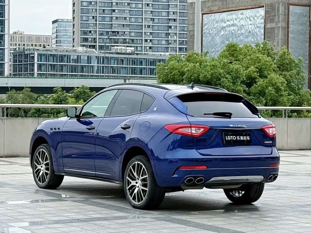 Maserati Levante 2017 — фото 4