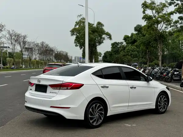 Hyundai Celesta 2020