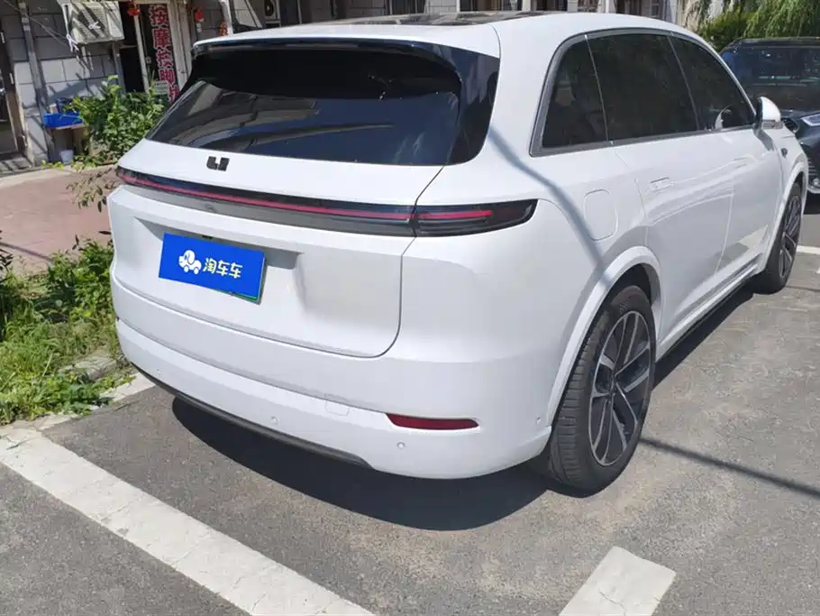 Li Auto Li L7 2025