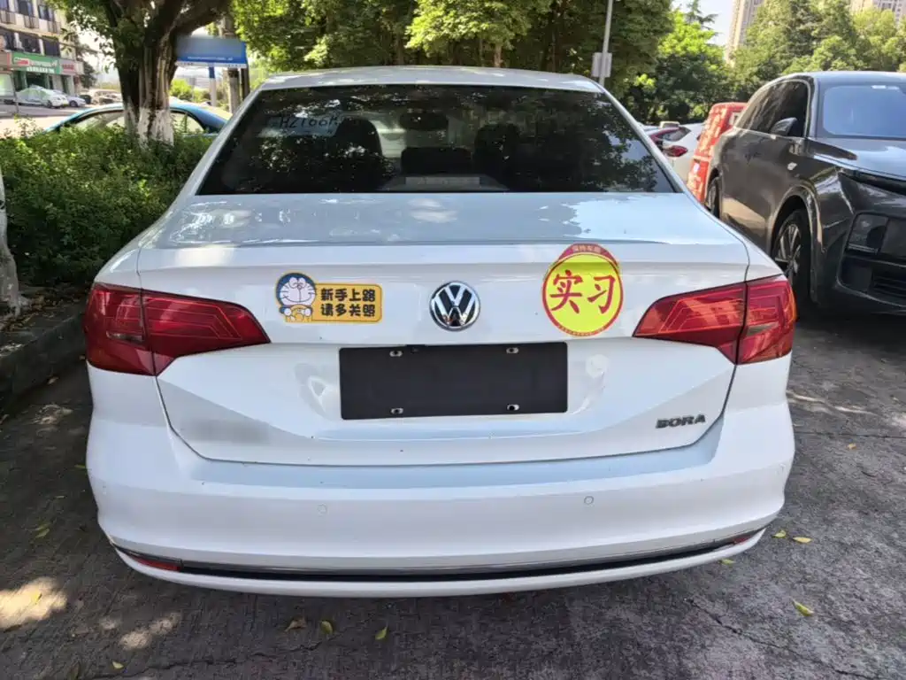Volkswagen Bora 2016