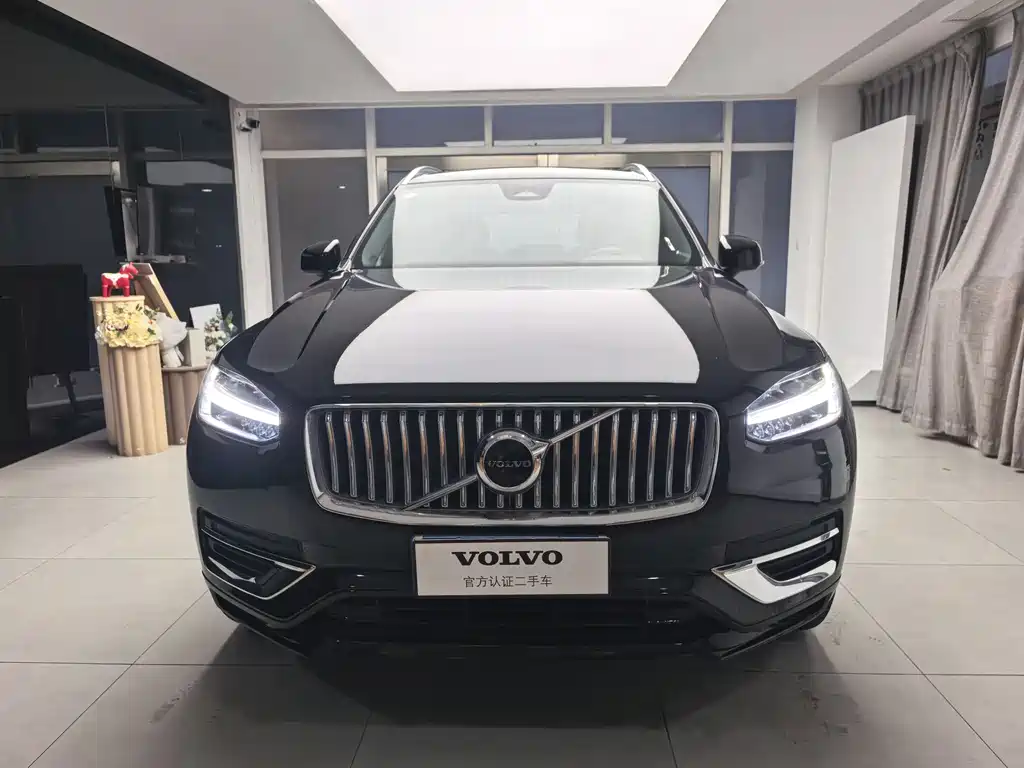 Volvo XC90 2025 — фото 2