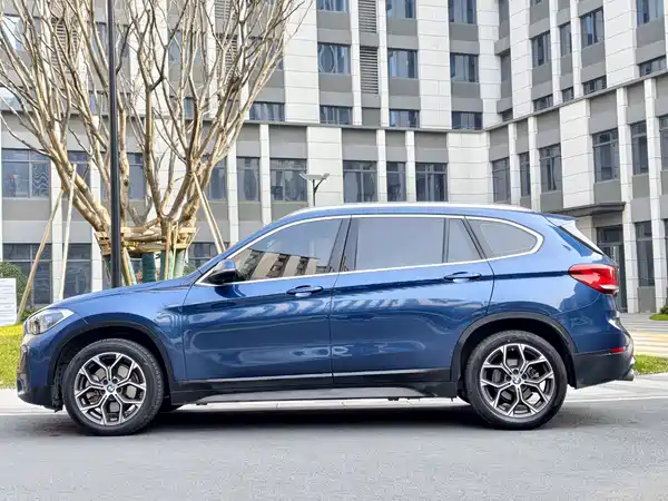 BMW X1 2021