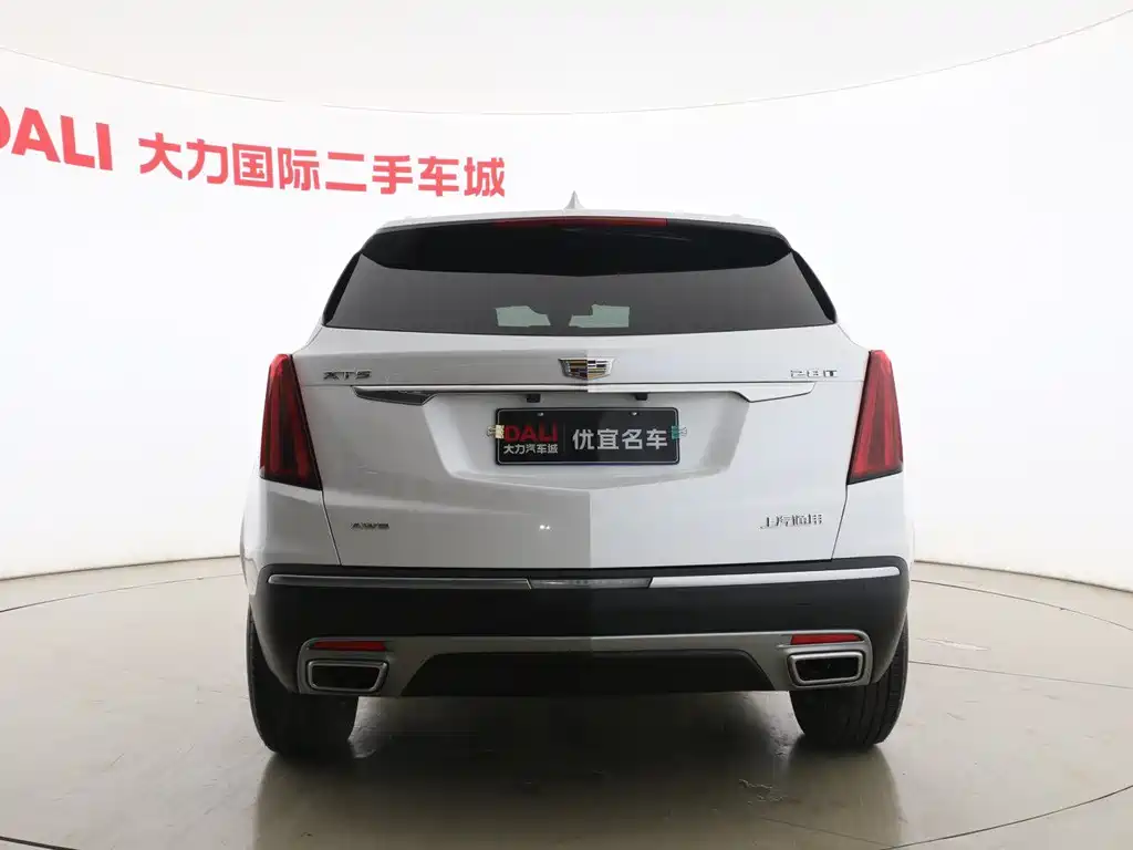 Cadillac XT5 2020 — фото 15
