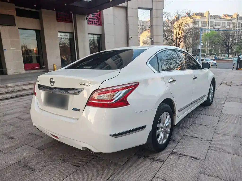 Nissan Teana 2015 — фото 11