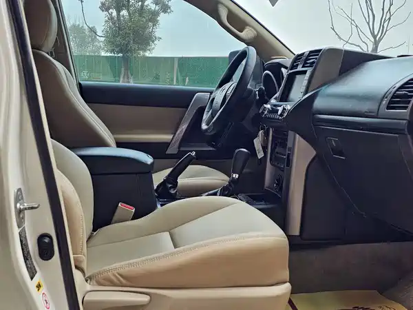 Toyota Prado 2010