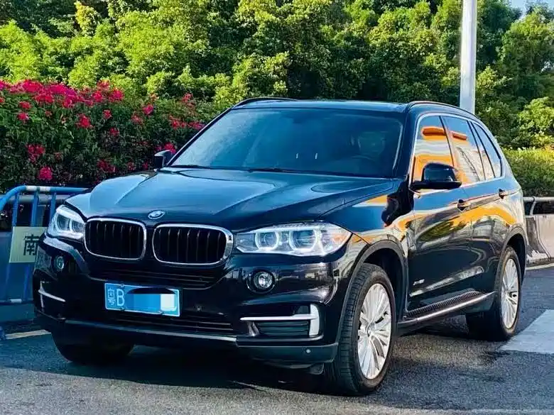BMW X5 2016 — фото 1