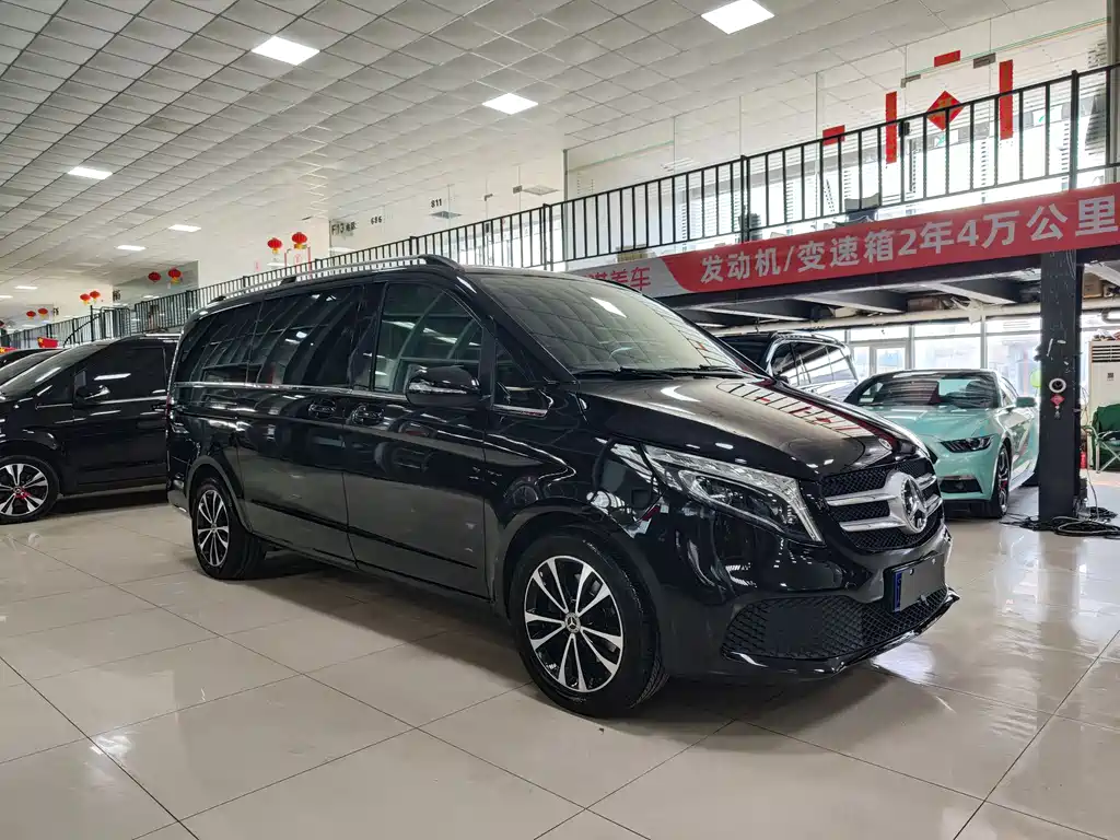 Mercedes-Benz V-Class 2022 — фото 3