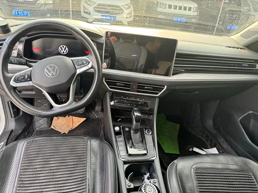 Volkswagen Sagitar 2023