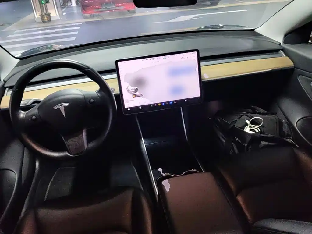 Tesla Model 3 2019 — фото 10