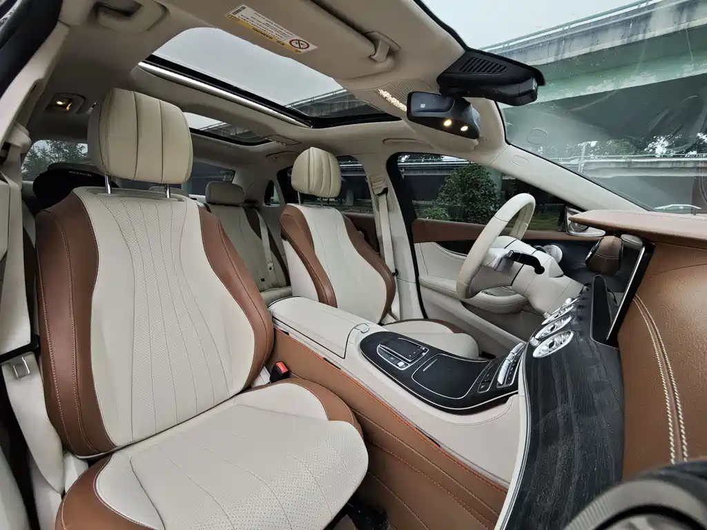 Mercedes-Benz E-Class New Energy 2022 — фото 11