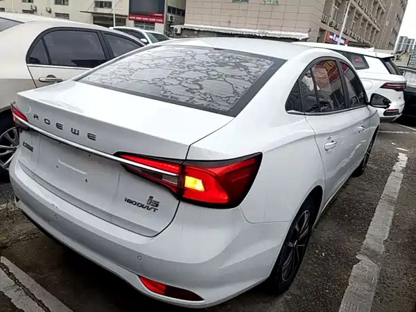 Roewe i5 2020