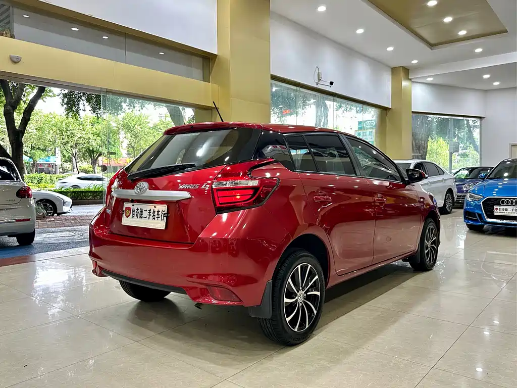 Toyota Yaris L 2019