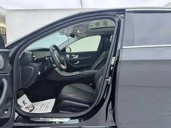 Mercedes-Benz E-Class 2019