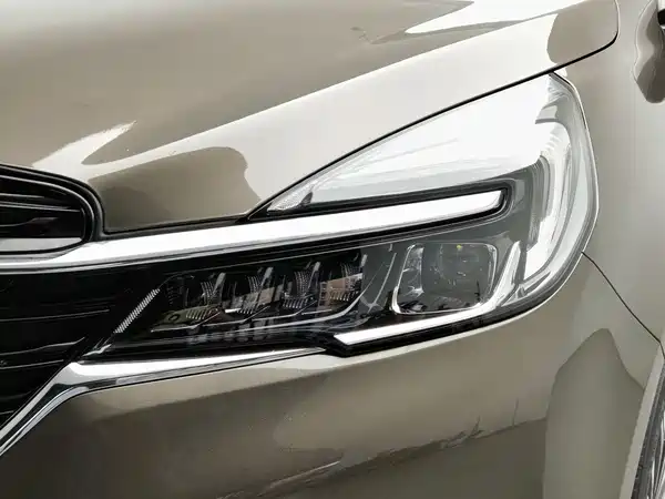 Buick GL8 2022