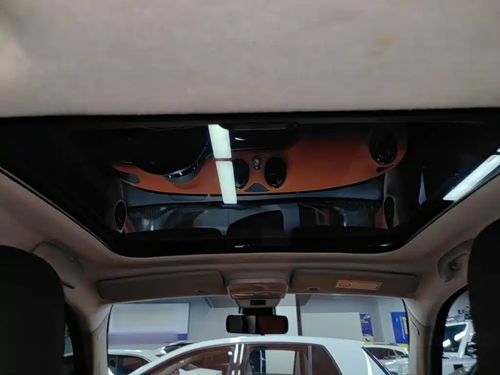 smart Fortwo 2015 — фото 18