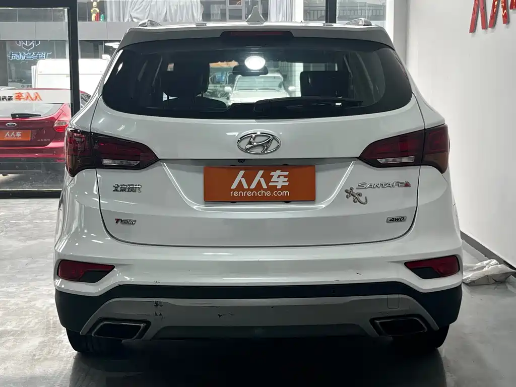 Hyundai Santa Fe 2017 — фото 17