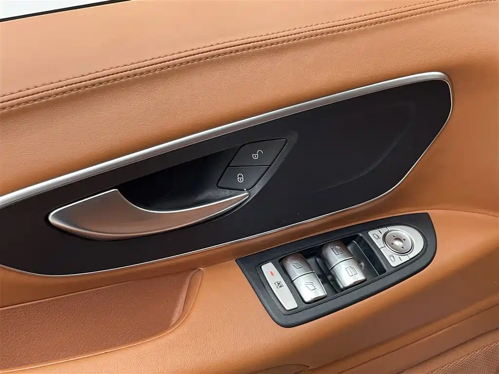 Mercedes-Benz Vito 2020 — фото 10