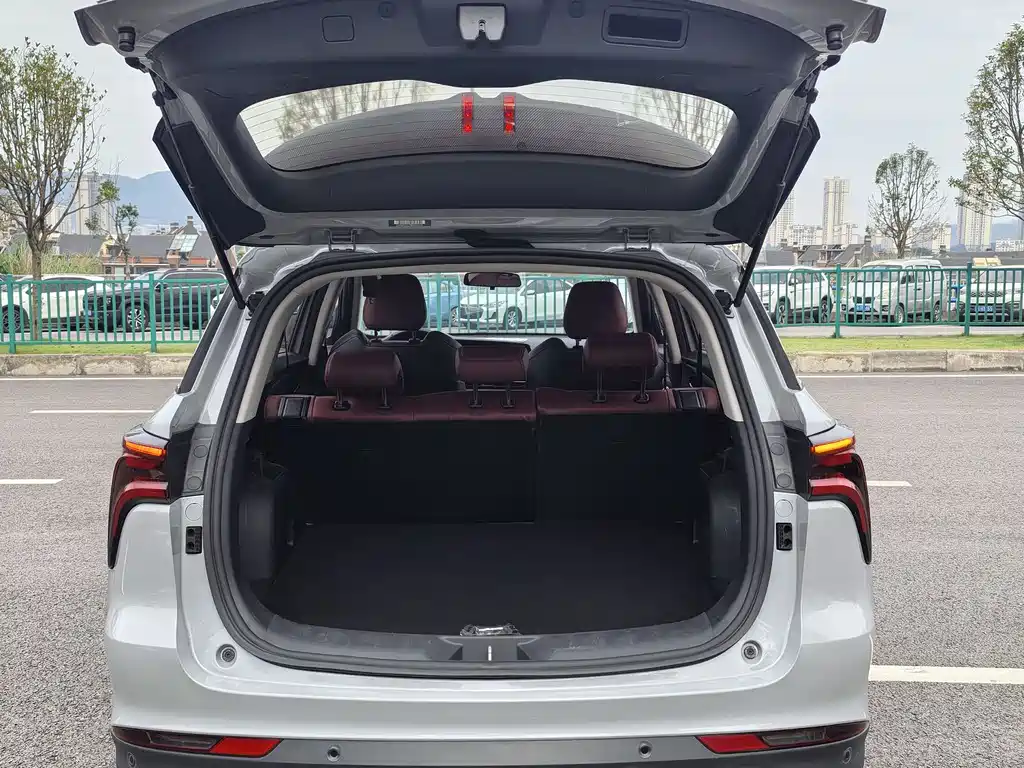 Changan CS75 PLUS 2021 — фото 16