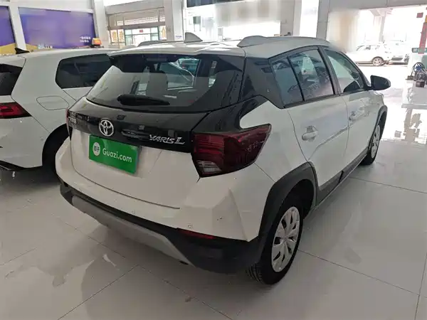 Toyota Yaris L 2020