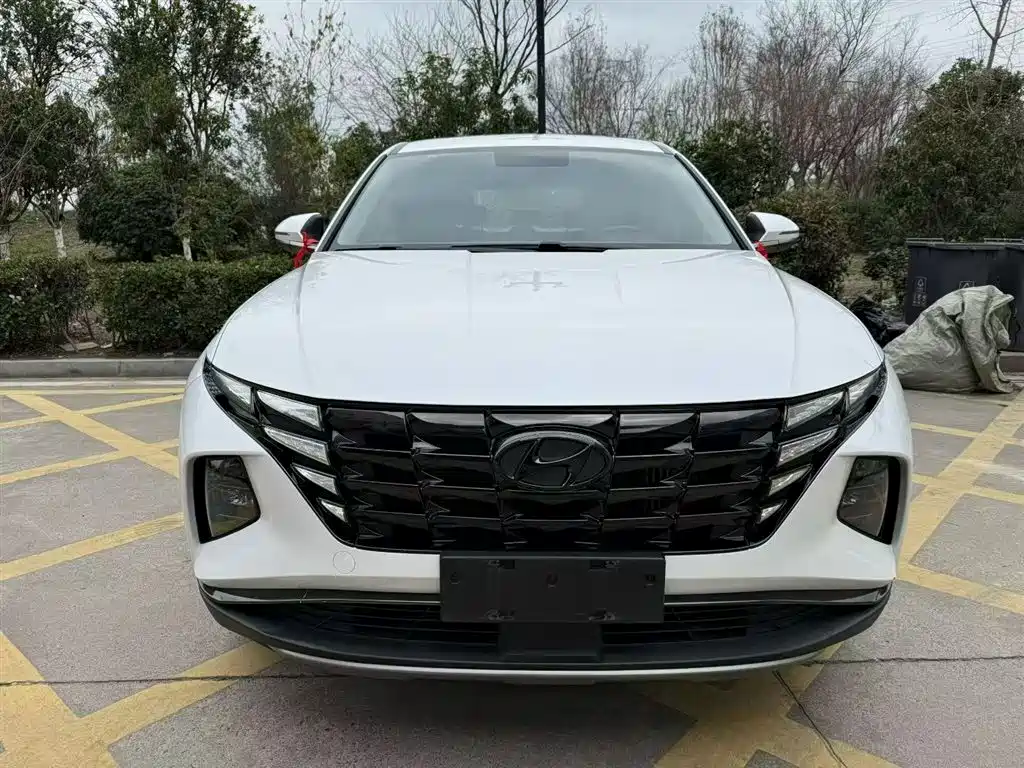 Hyundai Tucson 2022 — фото 11