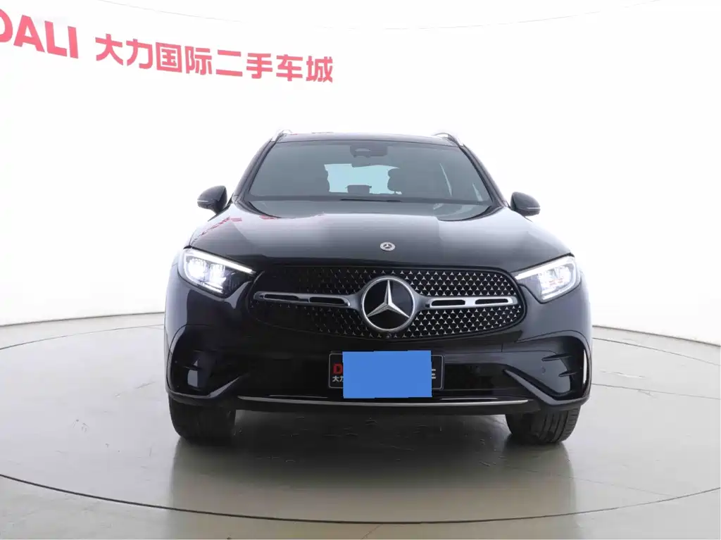Mercedes-Benz GLC 2023