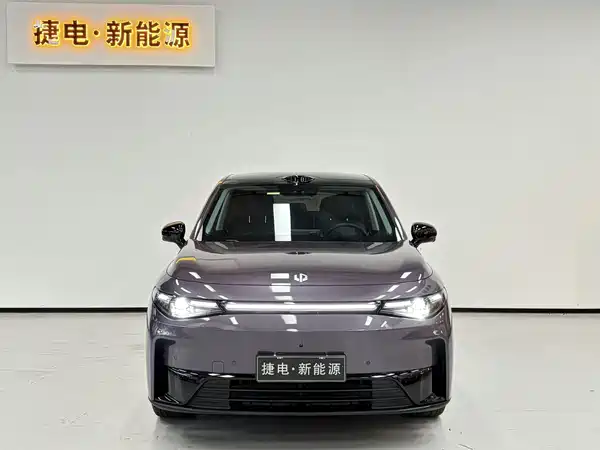 Leapmotor C10 2025